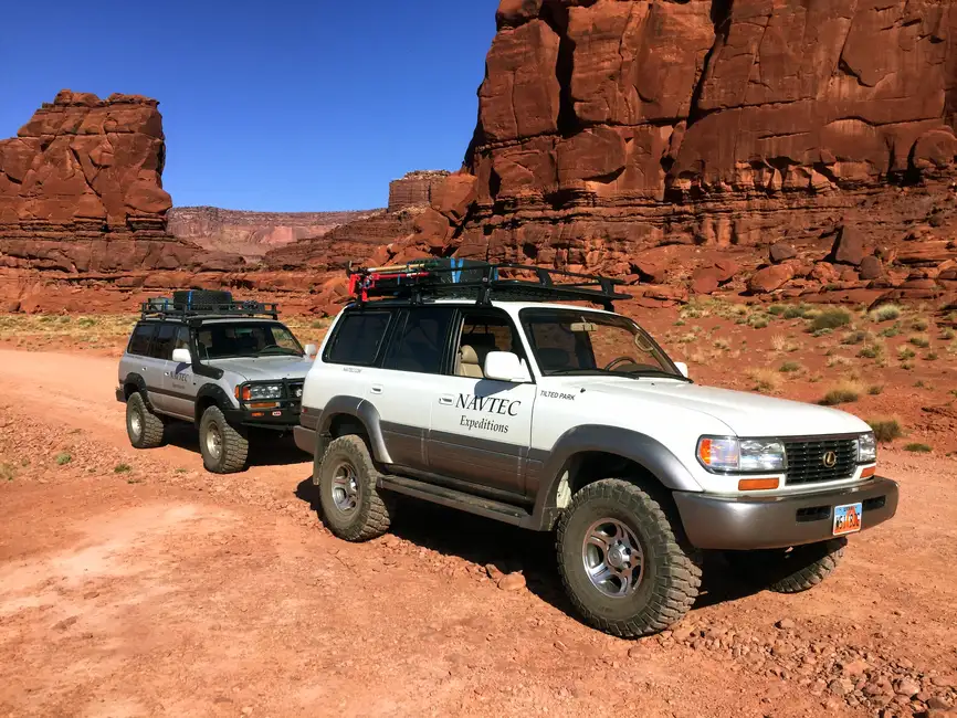 From Moab: Canyonlands 4x4 Drive and Colorado River Rafting