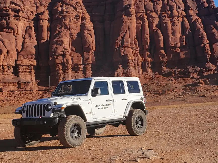 Tour pomeridiano in 4x4 a Canyonlands Island In The Sky